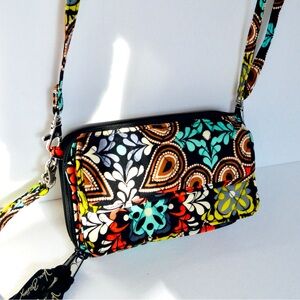 VERA BRADLEY — SIERRA CROSSBODY WALLET ALL IN ONE WRISTLET BAG